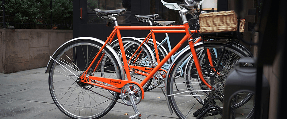 How to Properly Park Your Bike at a Bike Rack for Security and Space Efficiency